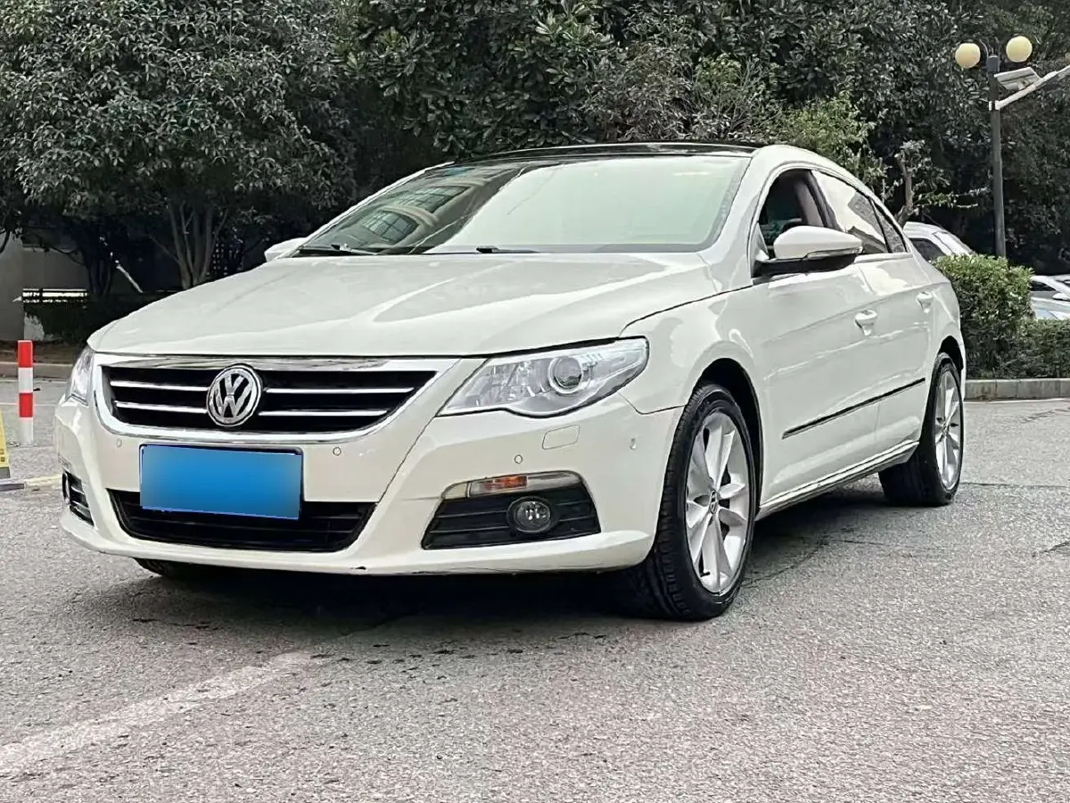 2012 Volkswagen CC 2.0T 200HP L4 6DCT