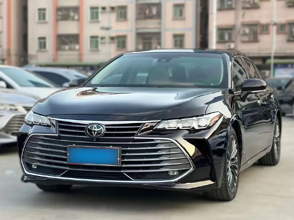 2019 Toyota Avalon 2.5L 209HP L4 8AT