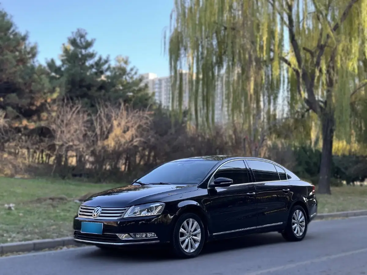 2015 Volkswagen Magotan 2.0T 200HP L4 6DCT