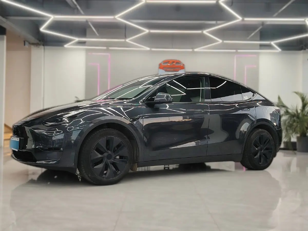 2024 Tesla Model Y BEV 78.4KWH