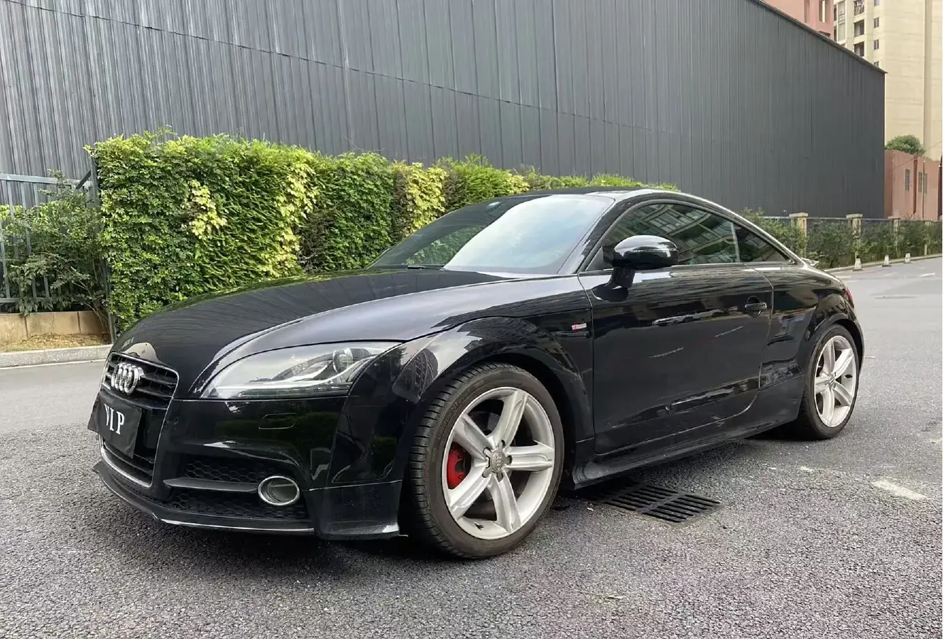 2013 Audi TT 2.0T 211HP L4 6DCT