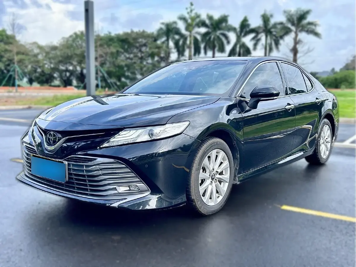 2019 Toyota Camry 2.0L 178HP L4 CVT