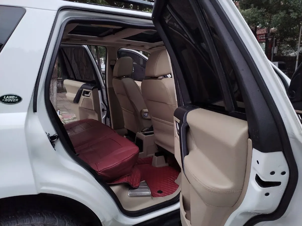 2012 Land Rover Freelander 2 2.2T 190HP L4 6AT,autocango,china used car exporter,china ev exporter,chinese used car exporter,chinese used ev exporter