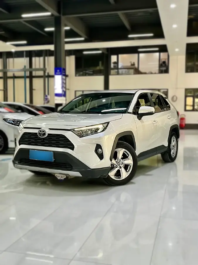 2020 Toyota RAV4 2.0L 171HP L4 CVT