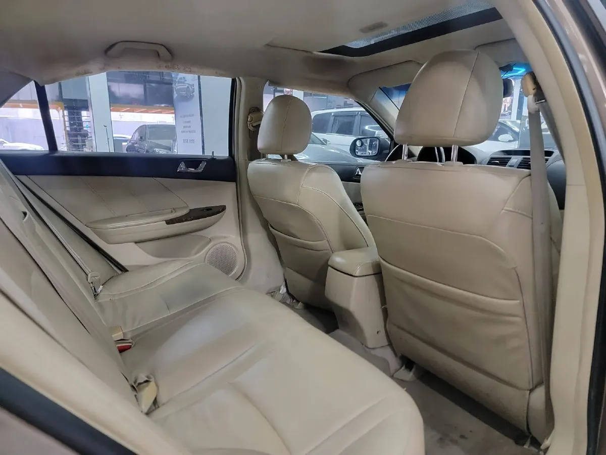 2012 BYD G6 2.0L 140HP L4 5MT,autocango,china used car exporter,china ev exporter,chinese used car exporter,chinese used ev exporter