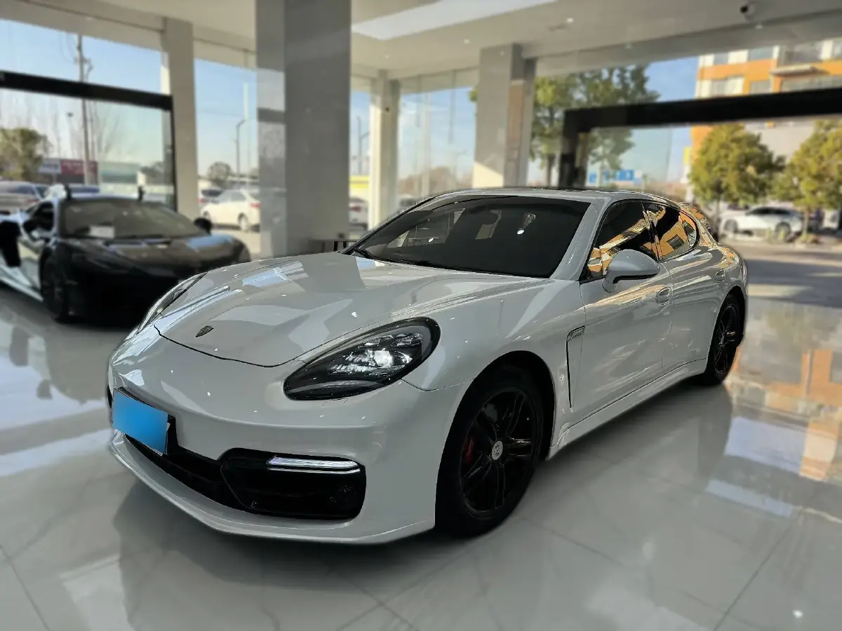 2013 Porsche Panamera 3.6L 300HP V6 7DCT
