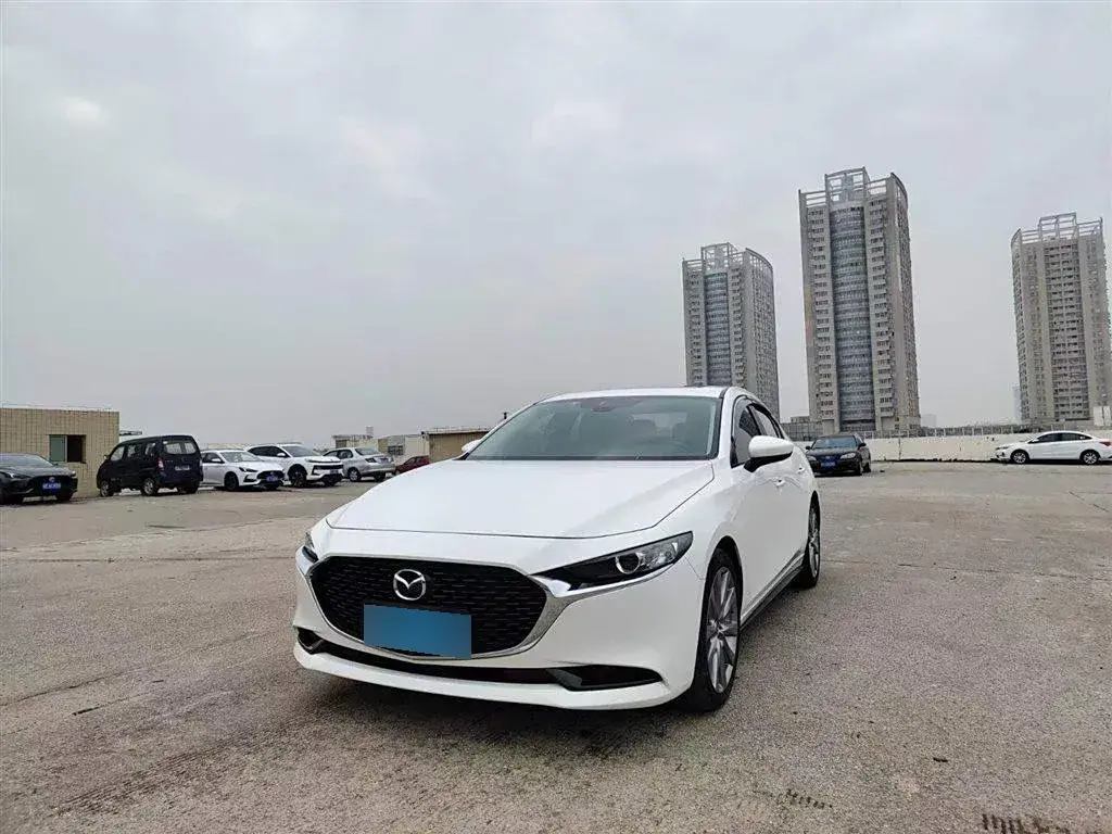 2020 Mazda 3 Axela 2.0L 158HP L4 6AT