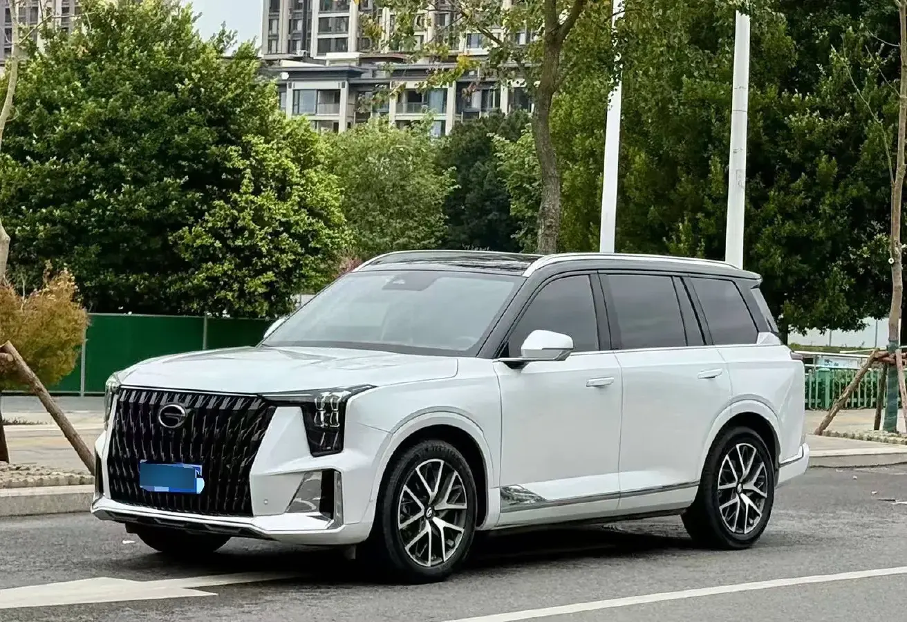 2022 GAC Trumpchi GS8 2.0T 190HP L4 E-CVT Hybrid