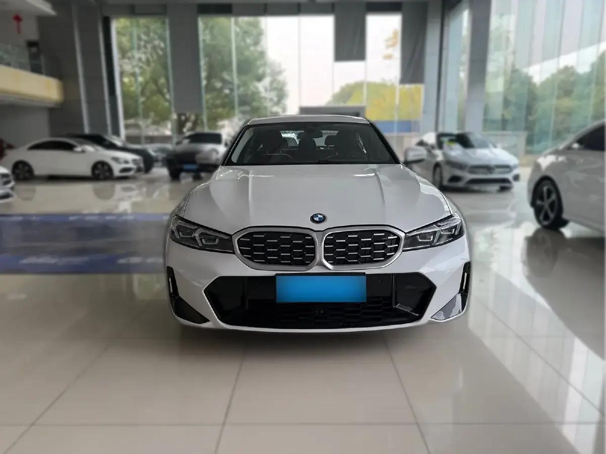 2023 BMW 3 Series 2.0T 184HP L4 8AT