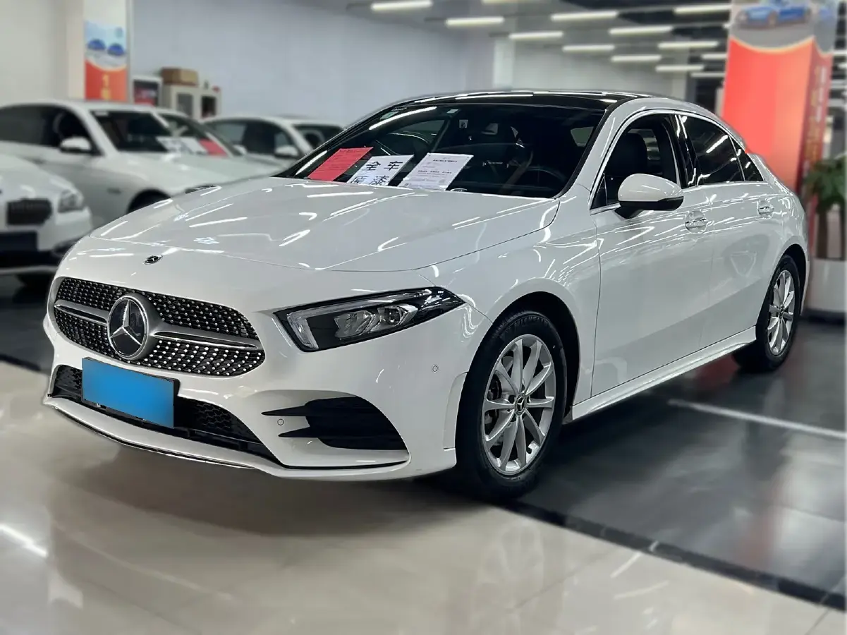 2021 Mercedes-Benz A Class 1.3T 163HP L4 7DCT