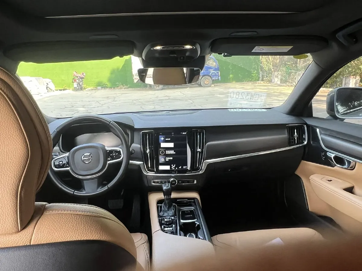 2019 Volvo V90 2.0T 254HP L4 8AT,autocango,china used car exporter,china ev exporter,chinese used car exporter,chinese used ev exporter