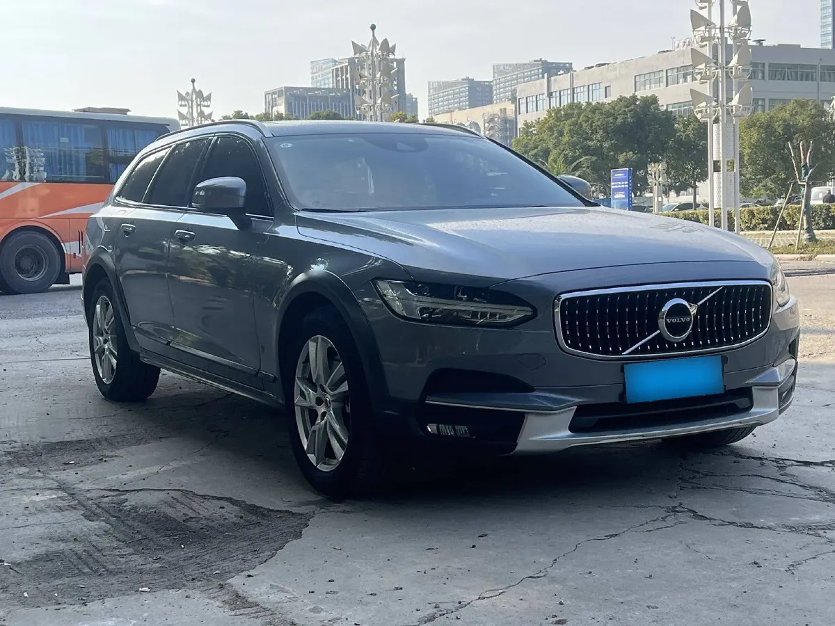 2019 Volvo V90 2.0T 254HP L4 8AT,autocango,china used car exporter,china ev exporter,chinese used car exporter,chinese used ev exporter