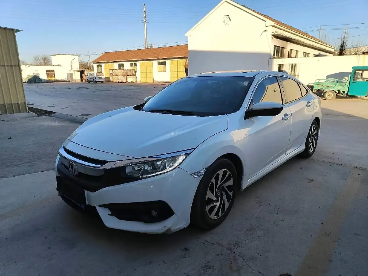 2016 Honda Civic 1.5T 177HP L4 CVT