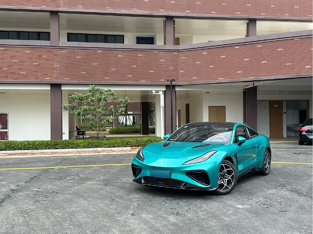 2023 Neta GT BEV 74.48KWH