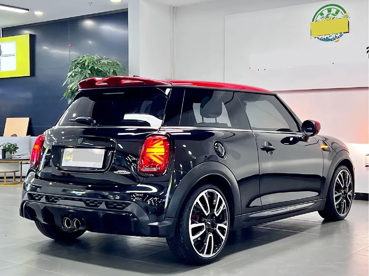 2023 MINI JCW 2.0T 231HP L4 8AT,autocango,china used car exporter,china ev exporter,chinese used car exporter,chinese used ev exporter
