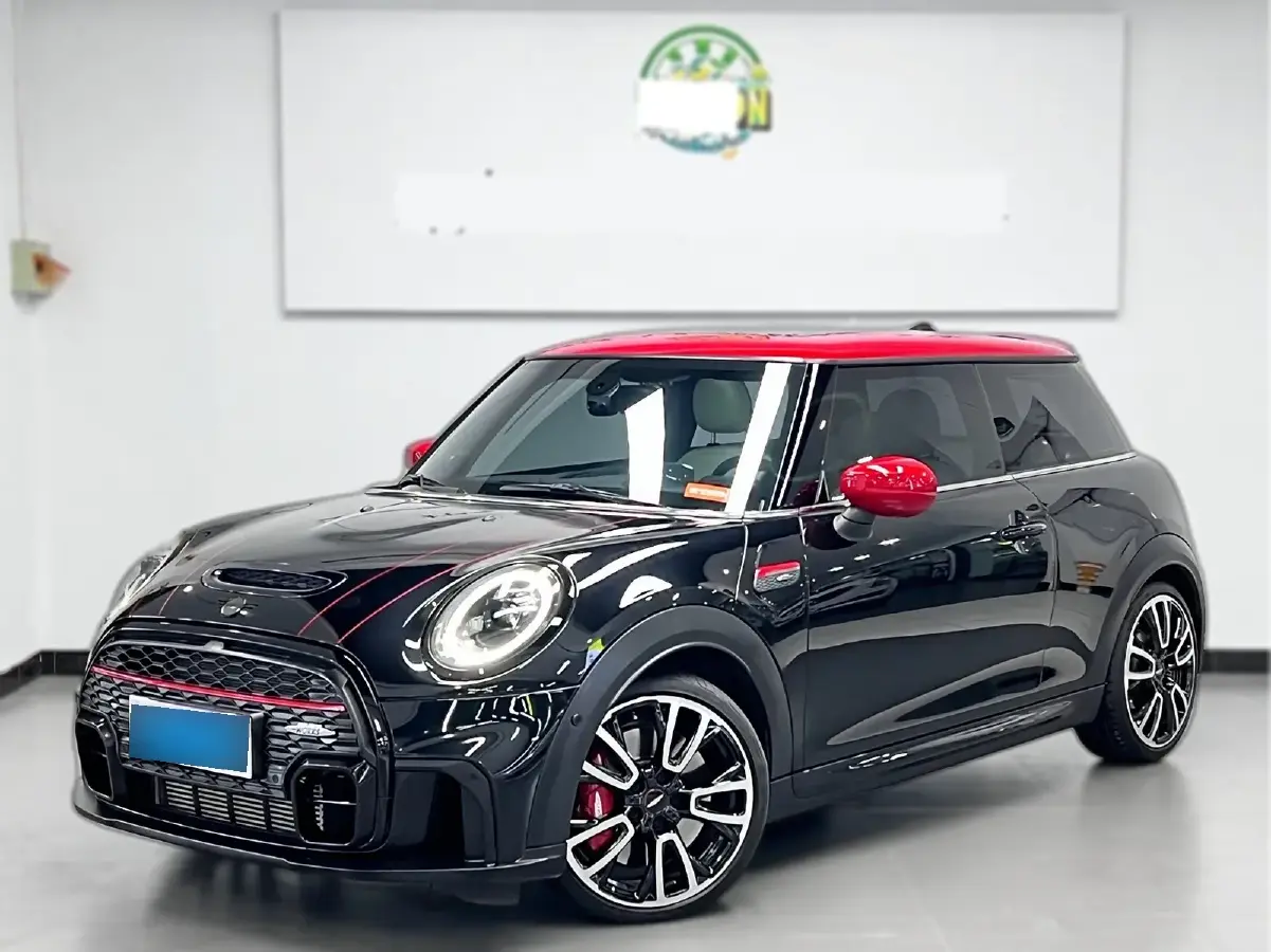 2023 MINI JCW 2.0T 231HP L4 8AT