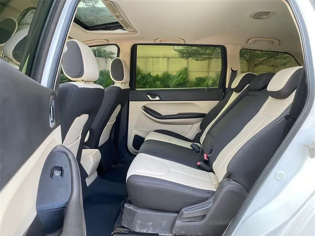 2015 Chery Arrizo M7 1.8L 132HP L4 5MT,autocango,china used car exporter,china ev exporter,chinese used car exporter,chinese used ev exporter