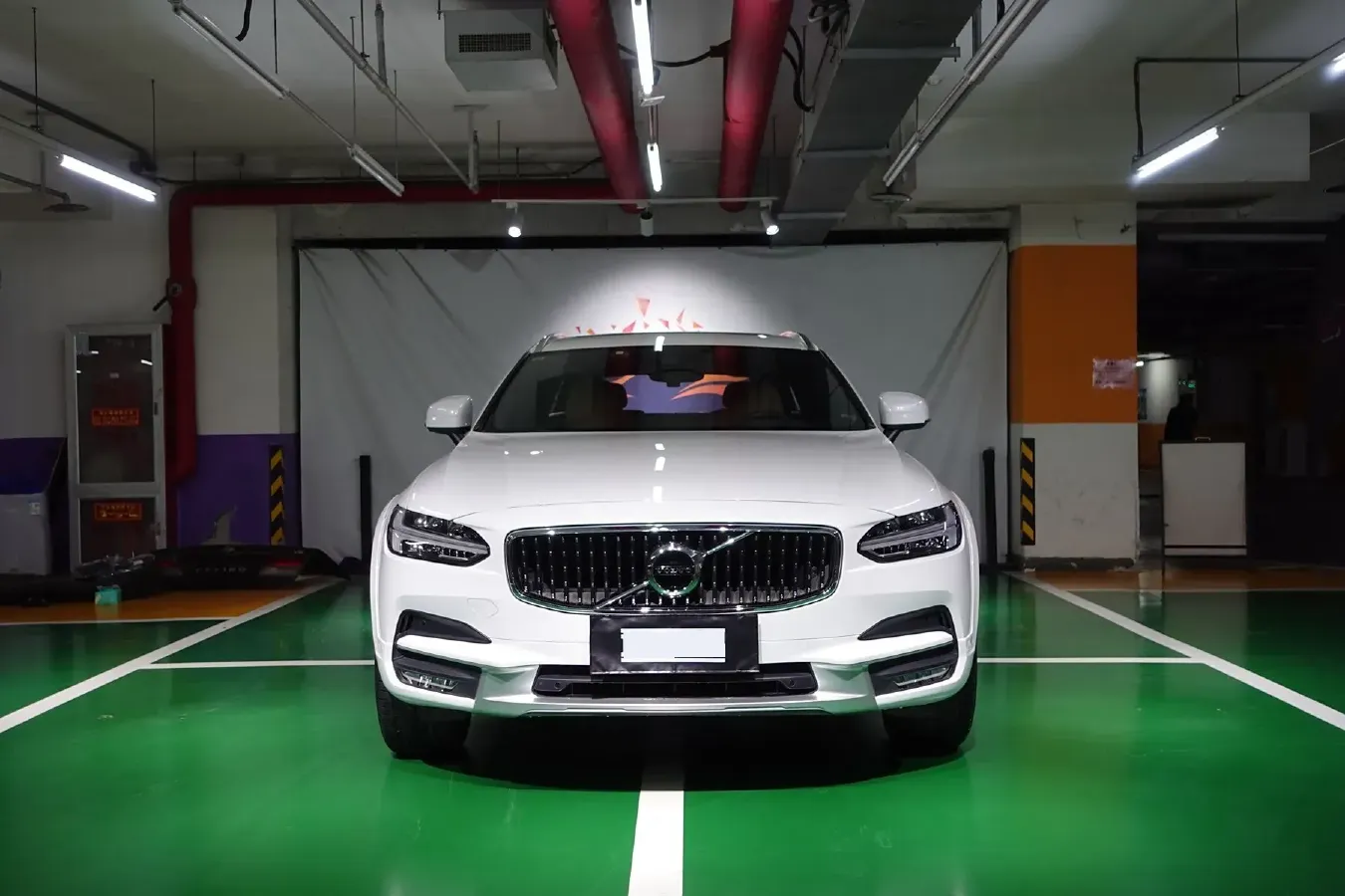 2020 Volvo V90 2.0T 250HP L4 8AT,autocango,china used car exporter,china ev exporter,chinese used car exporter,chinese used ev exporter