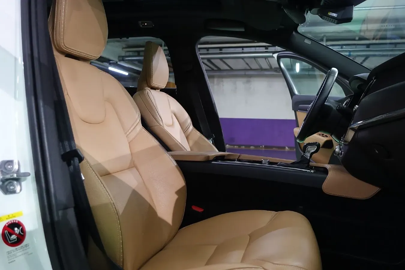 2020 Volvo V90 2.0T 250HP L4 8AT,autocango,china used car exporter,china ev exporter,chinese used car exporter,chinese used ev exporter