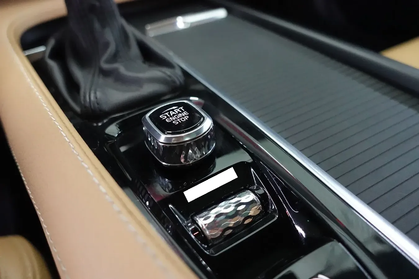 2020 Volvo V90 2.0T 250HP L4 8AT,autocango,china used car exporter,china ev exporter,chinese used car exporter,chinese used ev exporter