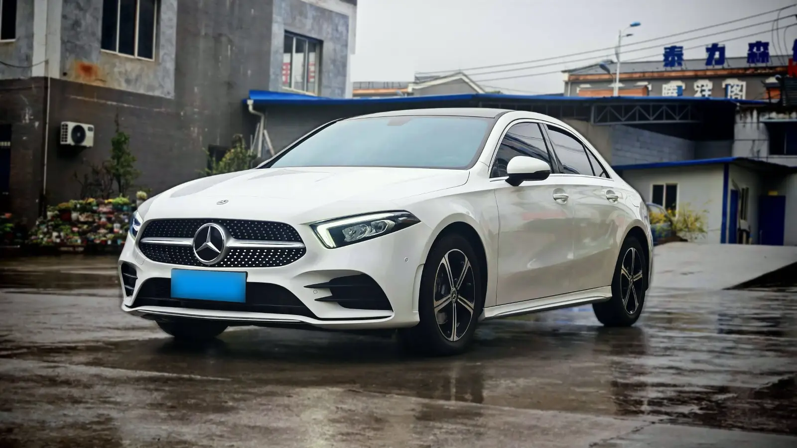2022 Mercedes-Benz A Class 1.3T 163HP L4 7DCT