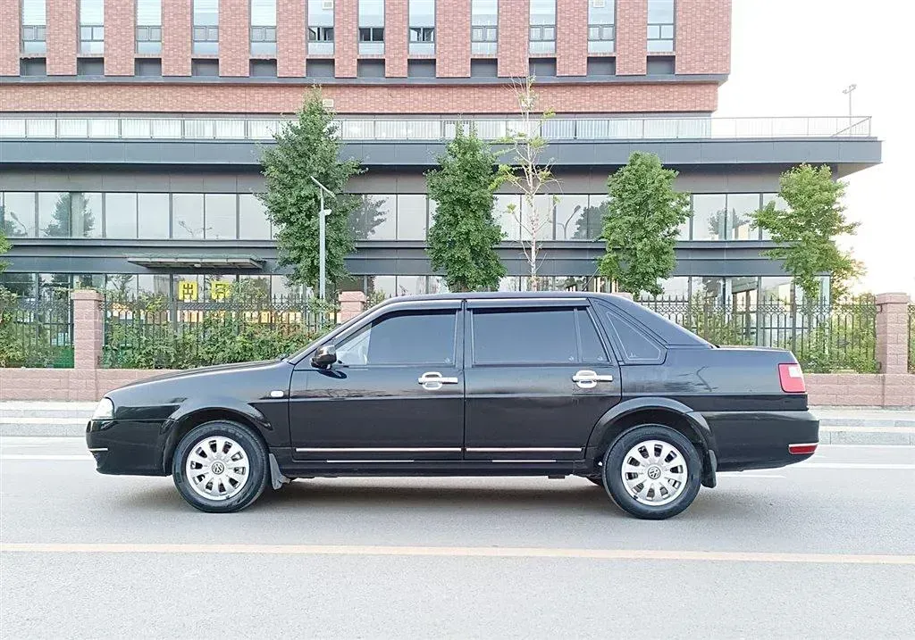 2004 Volkswagen Santana Vista 1.8L 101HP L4 5MT,autocango,china used car exporter,china ev exporter,chinese used car exporter,chinese used ev exporter