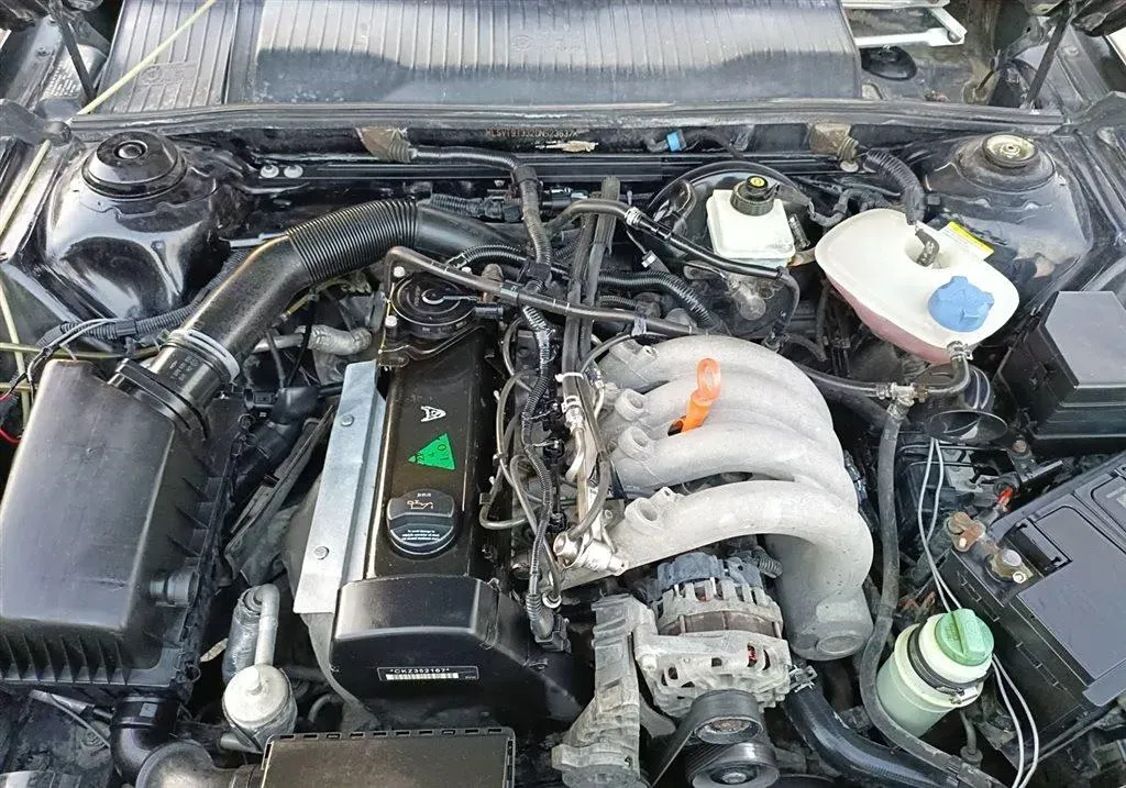 2004 Volkswagen Santana Vista 1.8L 101HP L4 5MT,autocango,china used car exporter,china ev exporter,chinese used car exporter,chinese used ev exporter