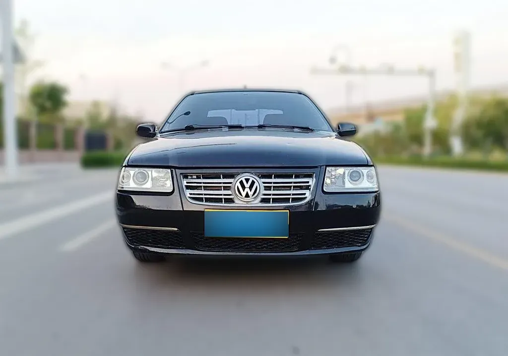 2004 Volkswagen Santana Vista 1.8L 101HP L4 5MT,autocango,china used car exporter,china ev exporter,chinese used car exporter,chinese used ev exporter