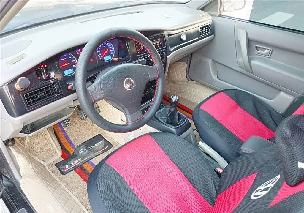 2004 Volkswagen Santana Vista 1.8L 101HP L4 5MT,autocango,china used car exporter,china ev exporter,chinese used car exporter,chinese used ev exporter