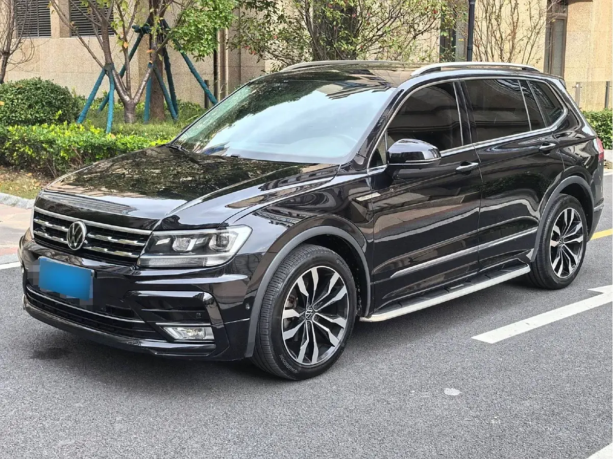 2021 Volkswagen Tiguan L 2.0T 186HP L4 7DCT