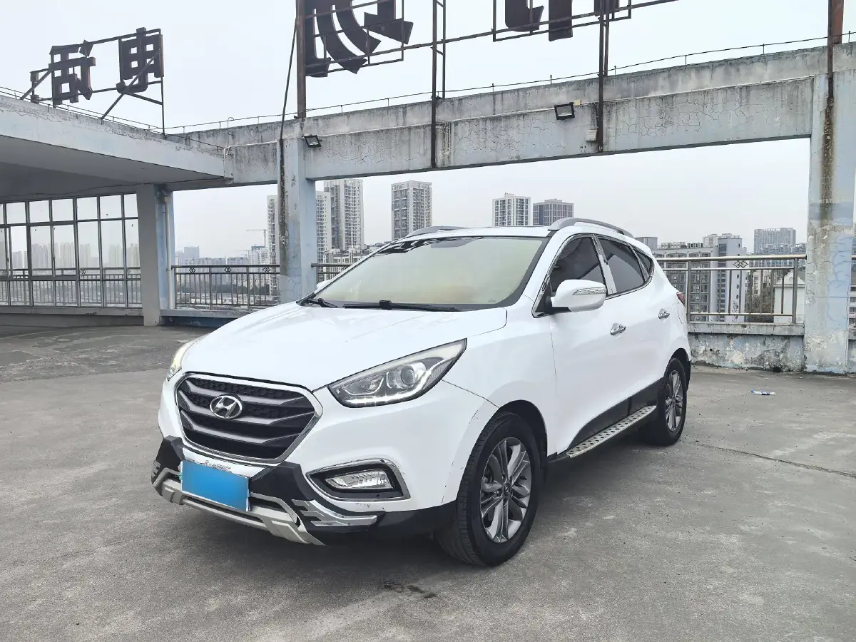 2015 Hyundai ix35 2.0L 165HP L4 6AT