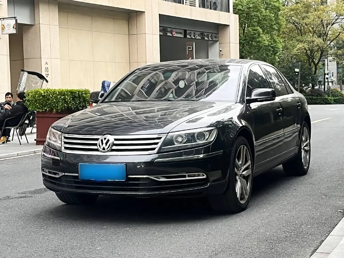 2012 Volkswagen Pheaton 4.2L 335HP V8 6AT