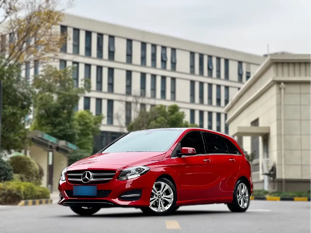 2019 Mercedes-Benz B Class 1.6T 156HP L4 7DCT
