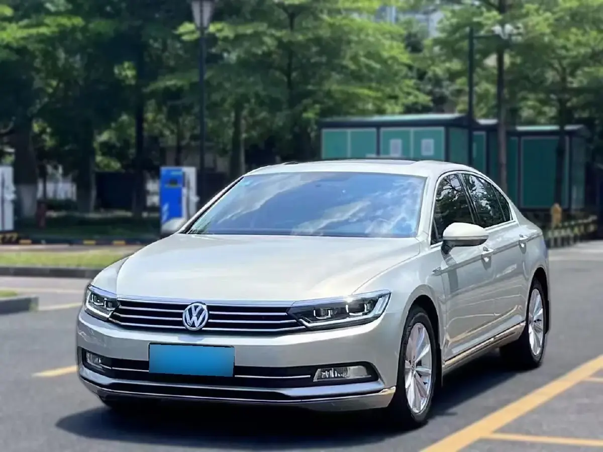 2017 Volkswagen Magotan 1.8T 180HP L4 7DCT