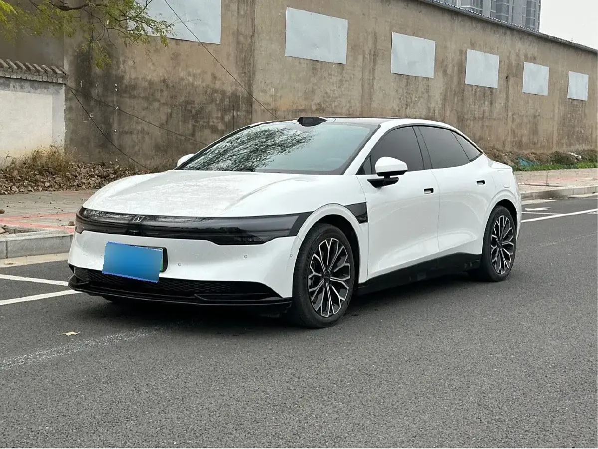 2025 Zeekr 007 BEV 75KWH