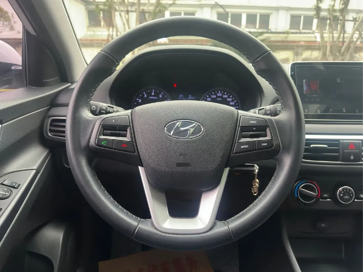 2018 Hyundai YiXing 1.6L 123HP L4 6AT,autocango,china used car exporter,china ev exporter,chinese used car exporter,chinese used ev exporter