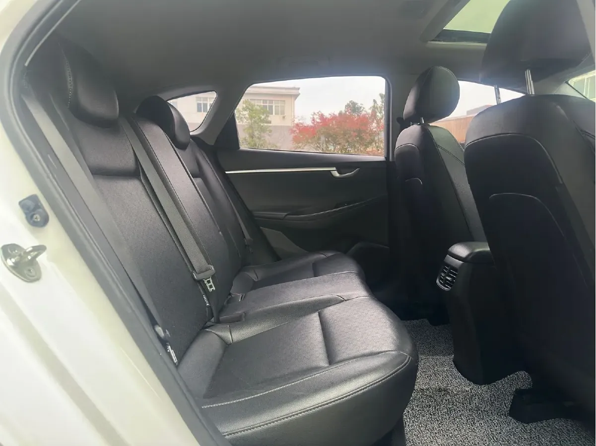 2018 Hyundai YiXing 1.6L 123HP L4 6AT,autocango,china used car exporter,china ev exporter,chinese used car exporter,chinese used ev exporter