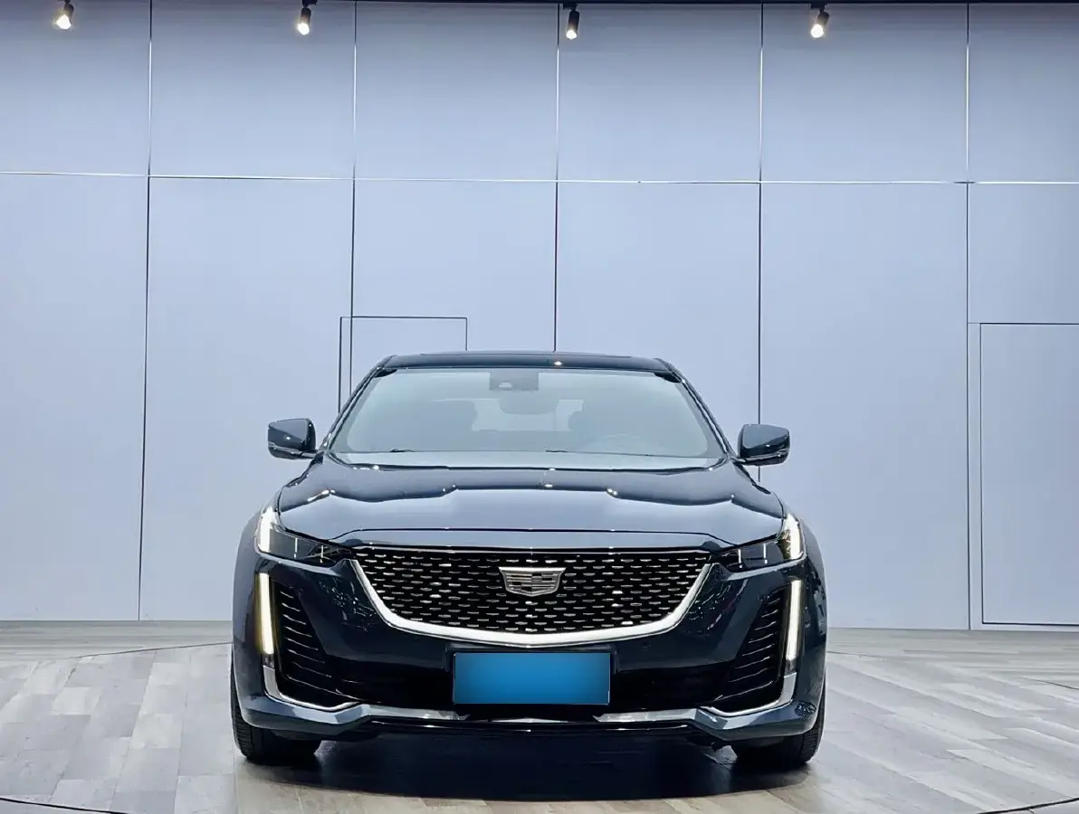 2021 Cadillac CT5 2.0T 237HP L4 10AT