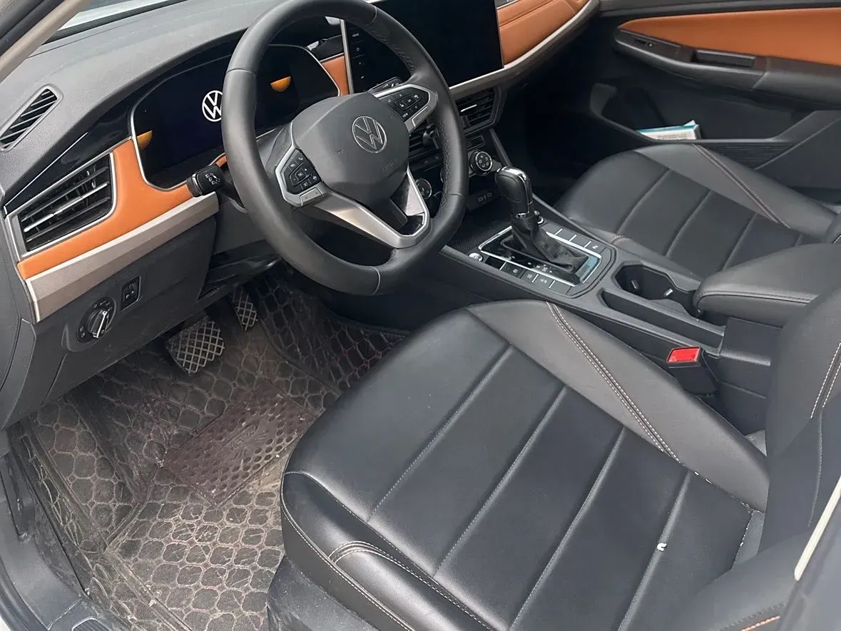 2025 Volkswagen Bora 1.2T 116HP L4 7DCT,autocango,china used car exporter,china ev exporter,chinese used car exporter,chinese used ev exporter