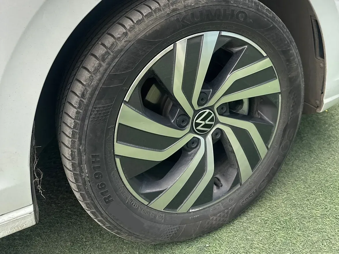 2025 Volkswagen Bora 1.2T 116HP L4 7DCT,autocango,china used car exporter,china ev exporter,chinese used car exporter,chinese used ev exporter