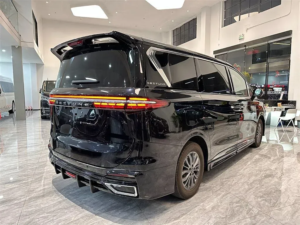 2024 JunTian ZongHengJia 2.0T 252HP L4 8AT,autocango,china used car exporter,china ev exporter,chinese used car exporter,chinese used ev exporter