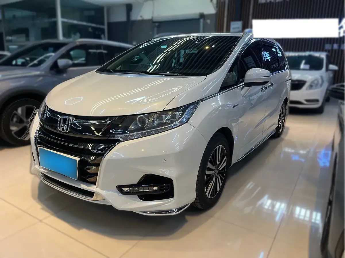 2019 Honda Odyssey 2.0L 146HP L4 E-CVT Hybrid