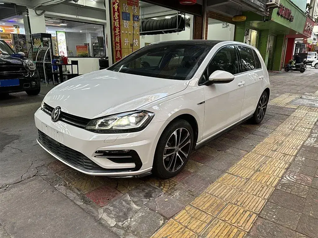 2018 Volkswagen Golf 1.4T 150HP L4 7DCT