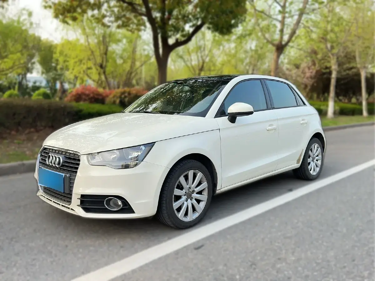 2014 Audi A1 1.4T 122HP L4 7DCT