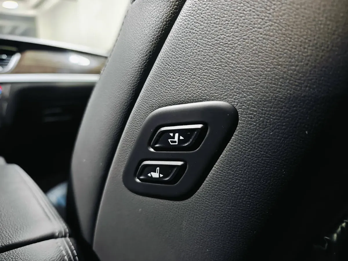 2015 Hyundai Cenesis 3.0L 257HP V6 8AT,autocango,china used car exporter,china ev exporter,chinese used car exporter,chinese used ev exporter