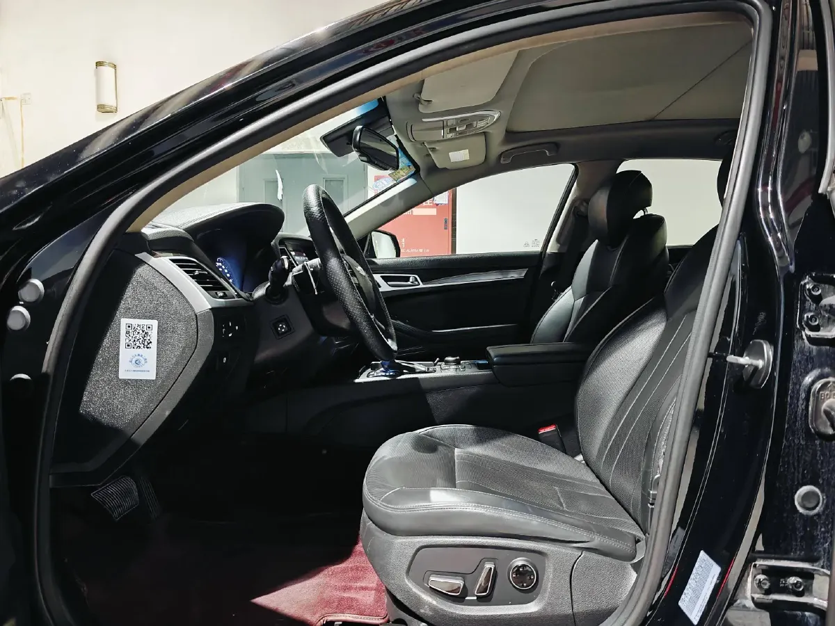 2015 Hyundai Cenesis 3.0L 257HP V6 8AT,autocango,china used car exporter,china ev exporter,chinese used car exporter,chinese used ev exporter