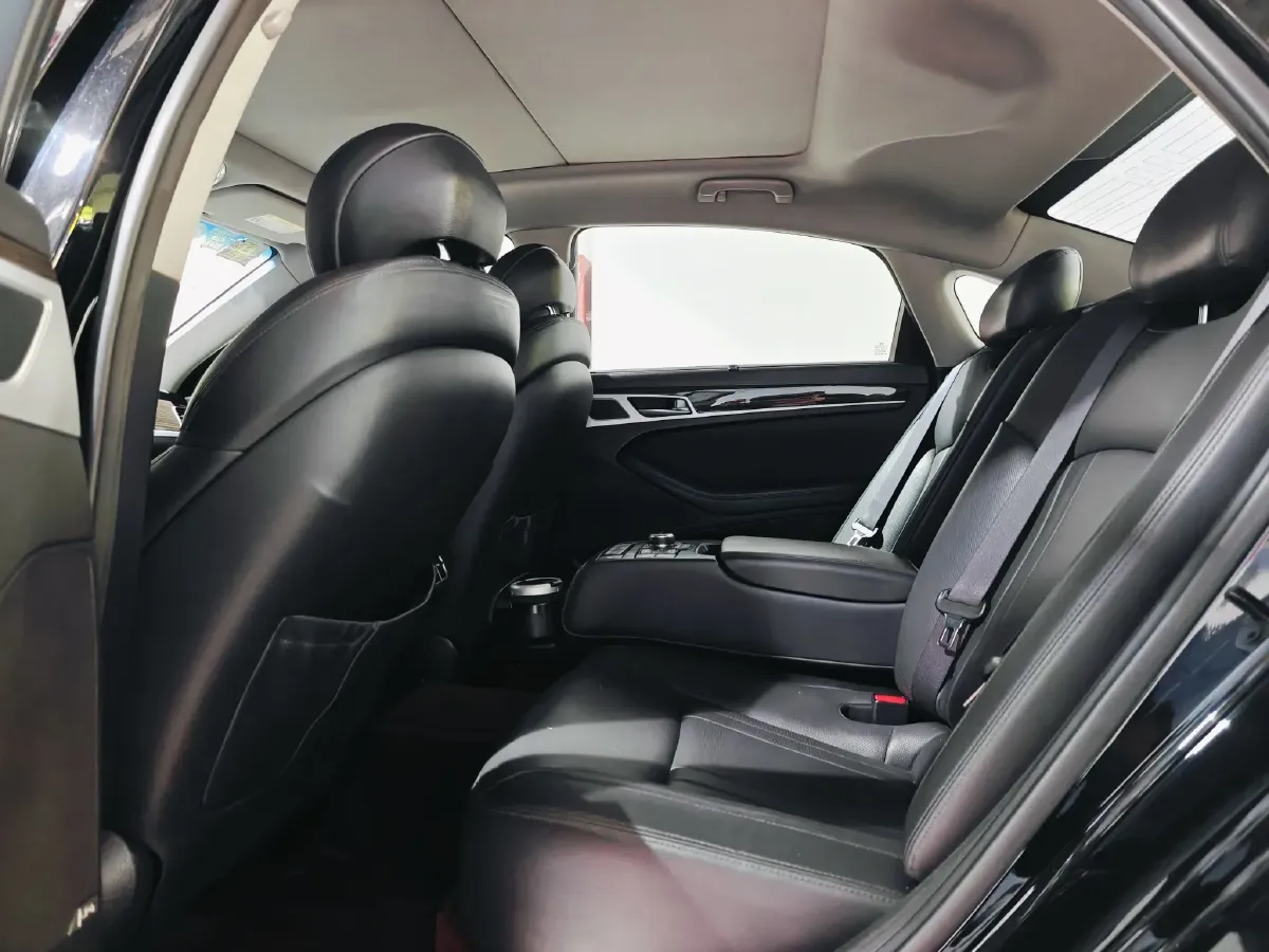 2015 Hyundai Cenesis 3.0L 257HP V6 8AT,autocango,china used car exporter,china ev exporter,chinese used car exporter,chinese used ev exporter