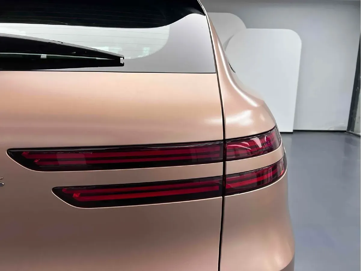 2023 Genesis GV70 BEV 76.4KWH,autocango,china used car exporter,china ev exporter,chinese used car exporter,chinese used ev exporter