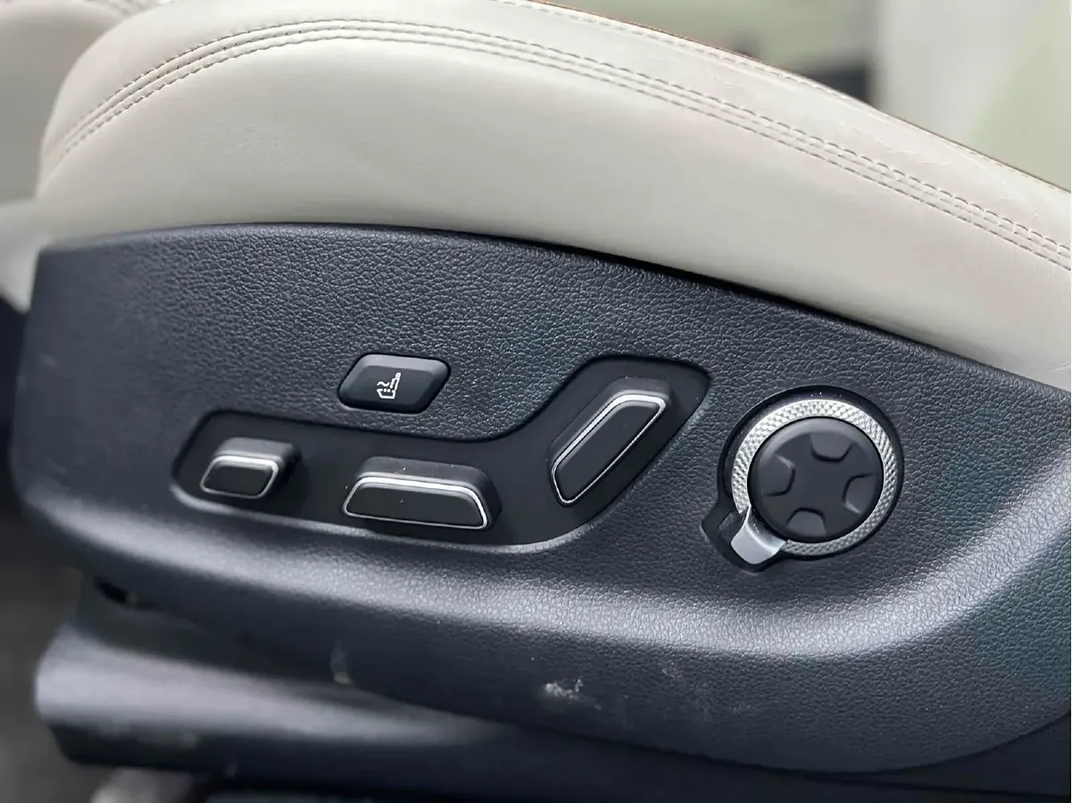 2023 Genesis GV70 BEV 76.4KWH,autocango,china used car exporter,china ev exporter,chinese used car exporter,chinese used ev exporter