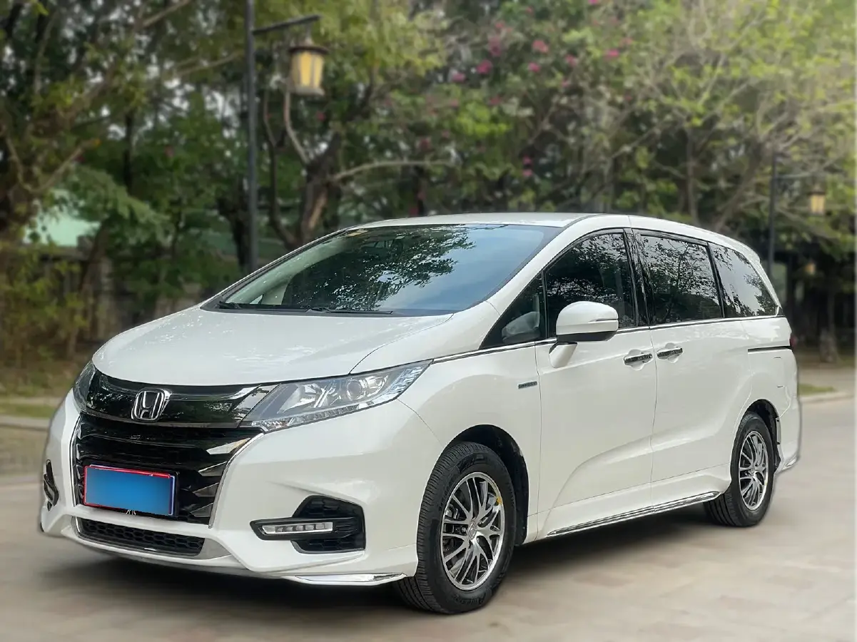 2021 Honda Odyssey 2.0L 146HP L4 E-CVT Hybrid